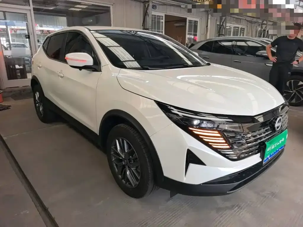 Nissan Qashqai — фото 7