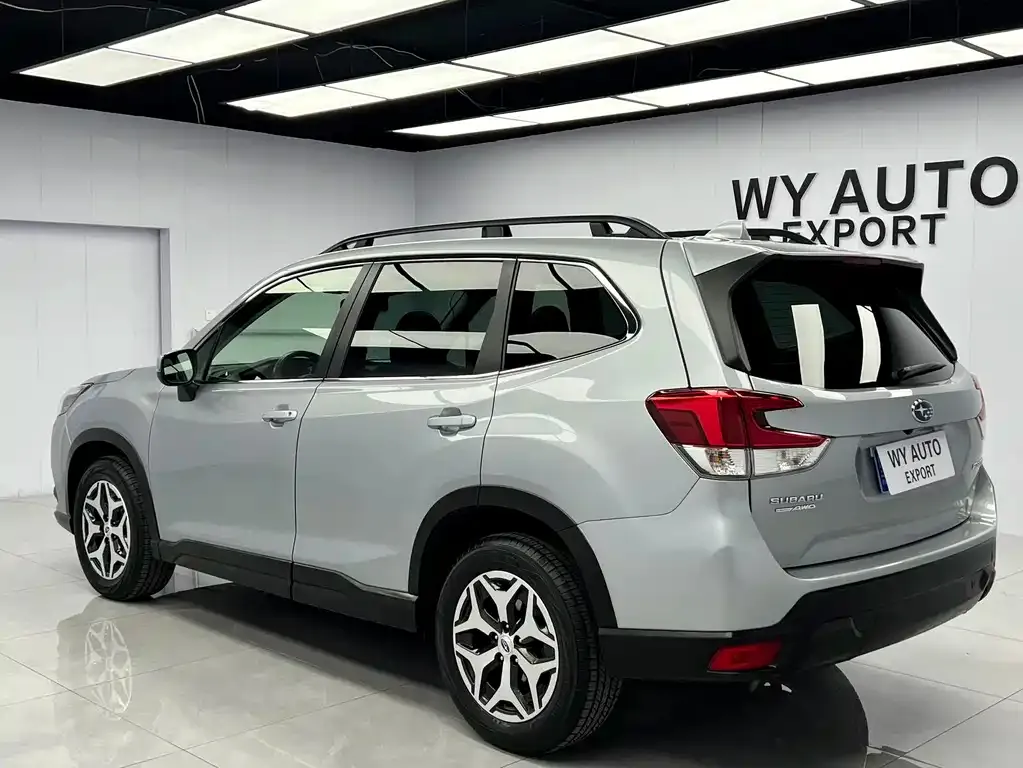 Subaru Forester — фото 3