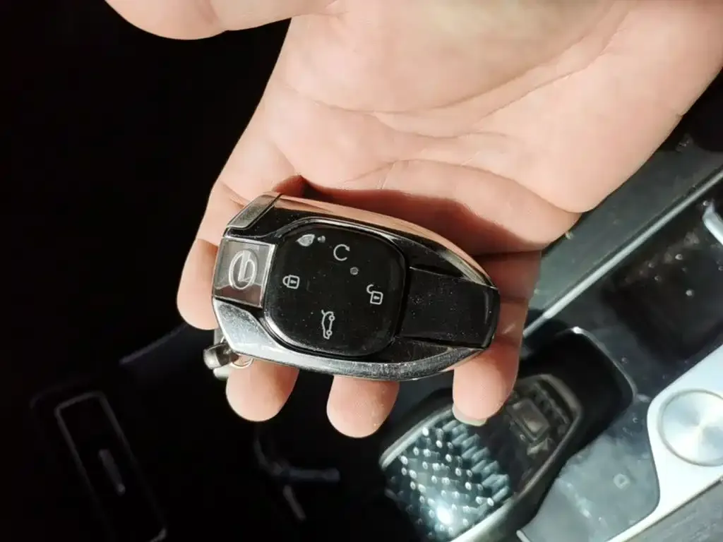 GAC Motor Trumpchi GS8 — фото 2