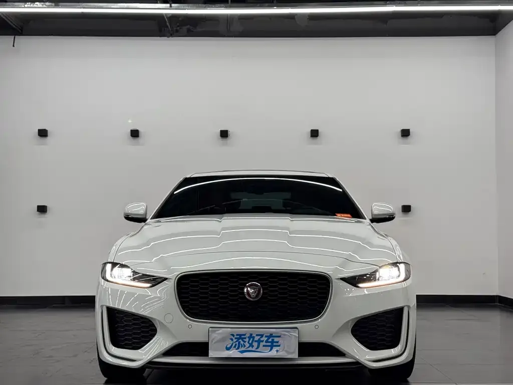 Jaguar XEL — фото 3