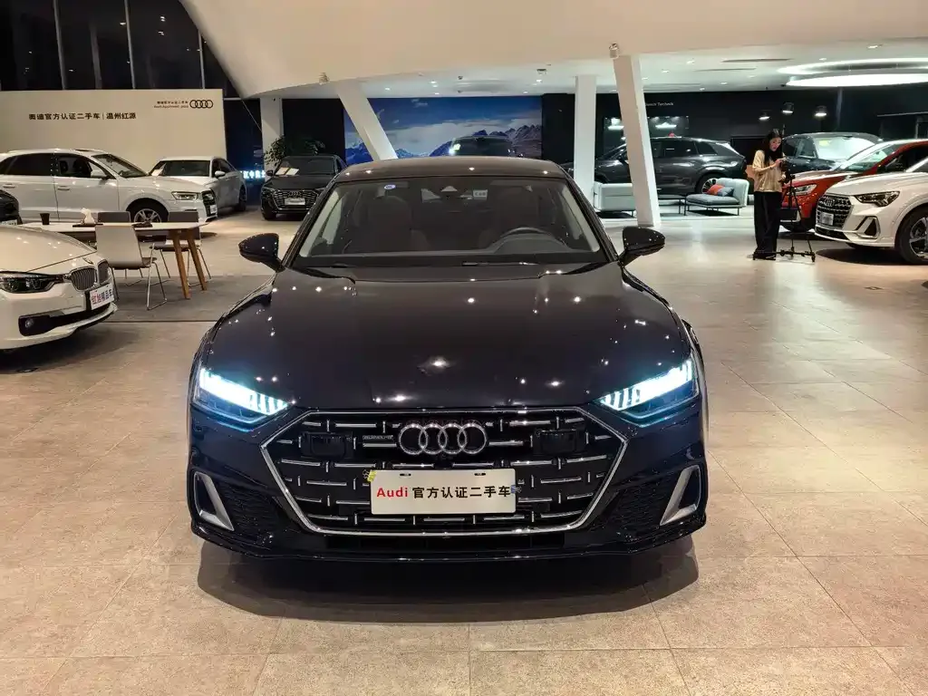 Audi A7L — фото 4