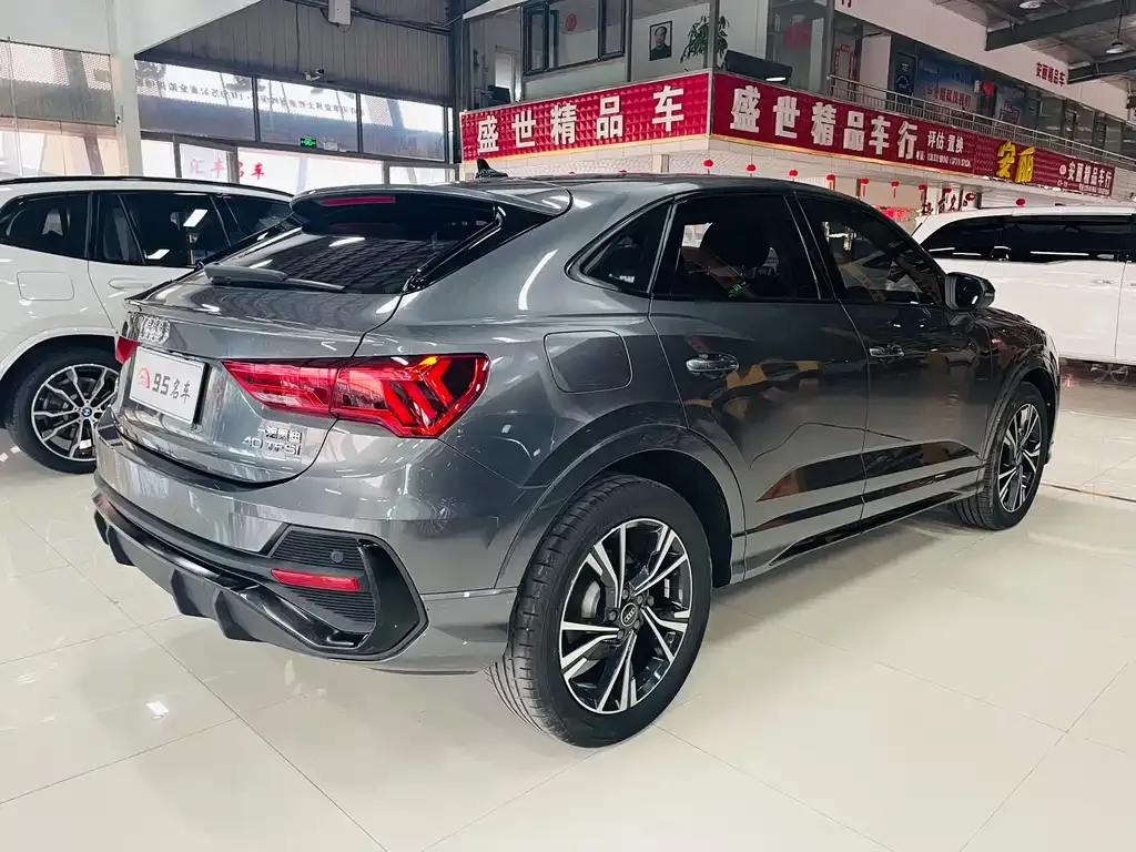 Audi Q3 Sportback — фото 9