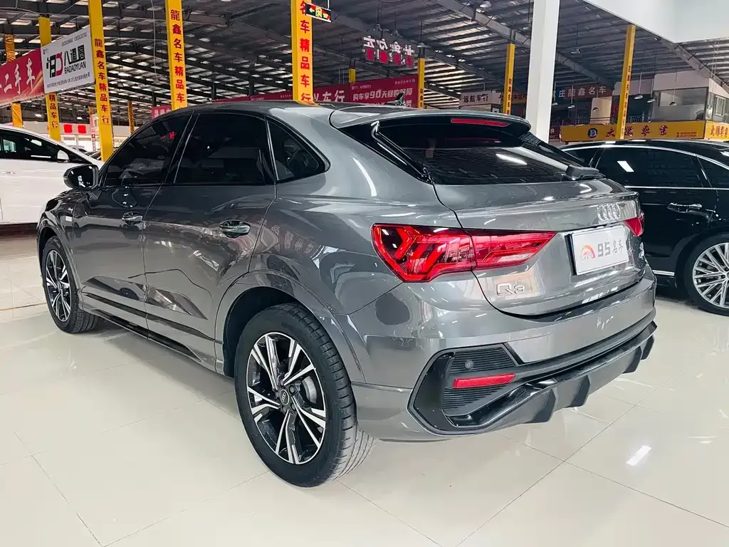 Audi Q3 Sportback — фото 5