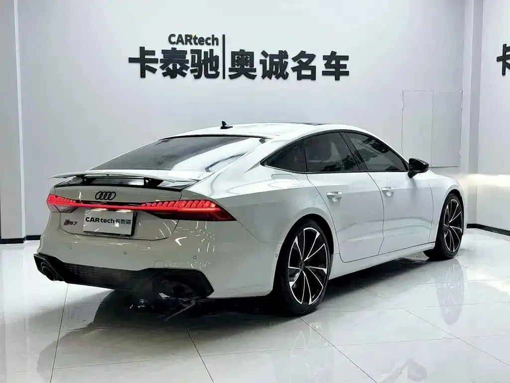 Audi A7 — фото 5