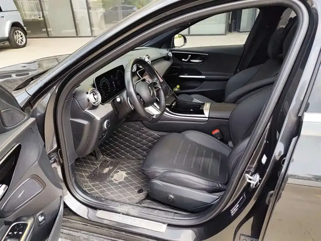 Mercedes-Benz C-Class — фото 10