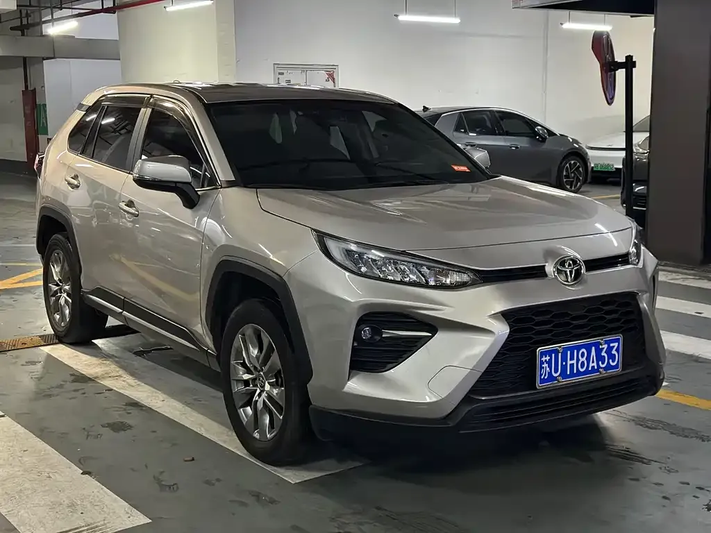 Toyota Wildlander — фото 2