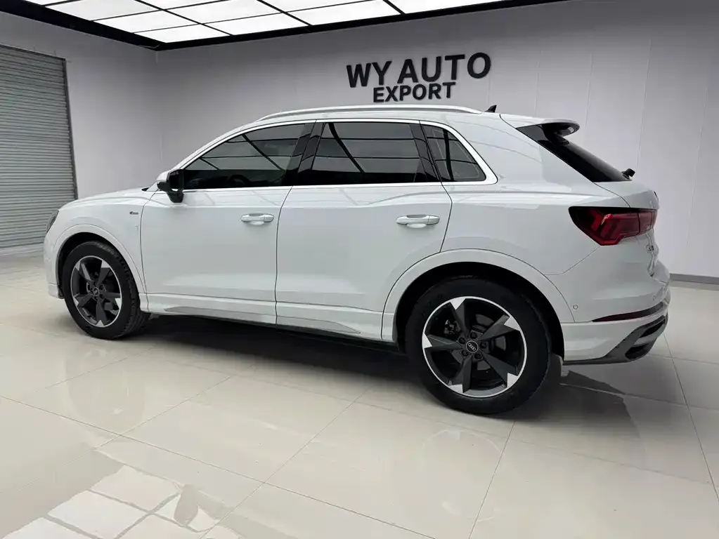 Audi Q3 — фото 3