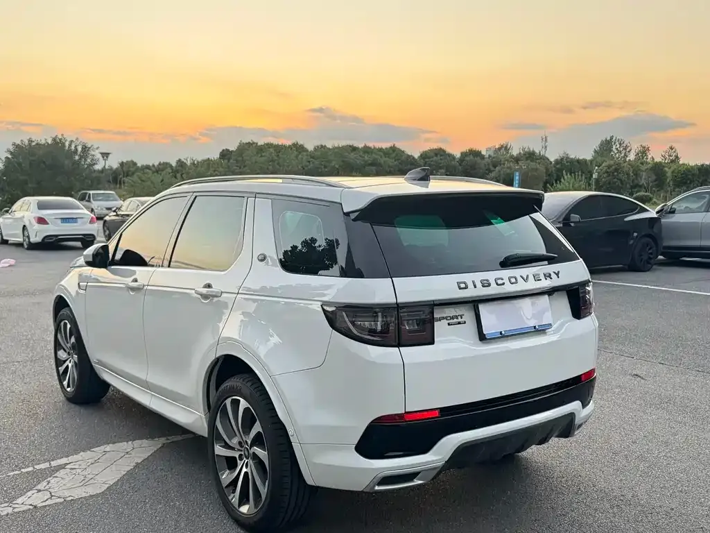 Land Rover Discovery Sport — фото 6