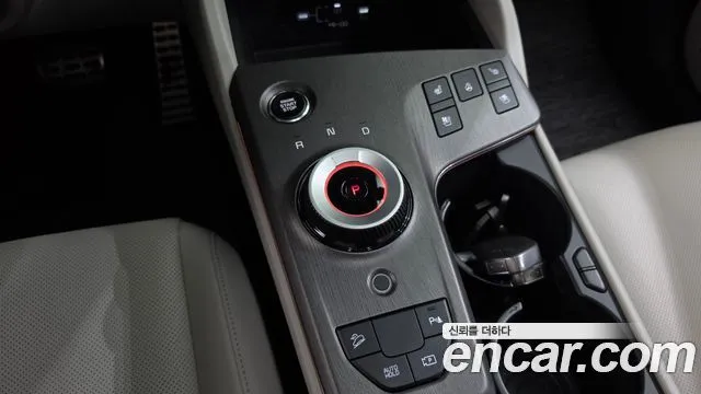 Kia Sportage — фото 5