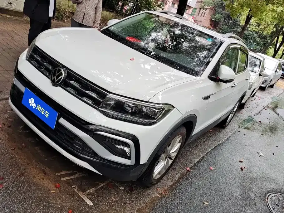 Volkswagen T-Cross — фото 1