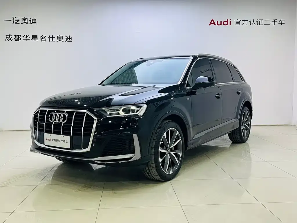 Audi Q7 — фото 1