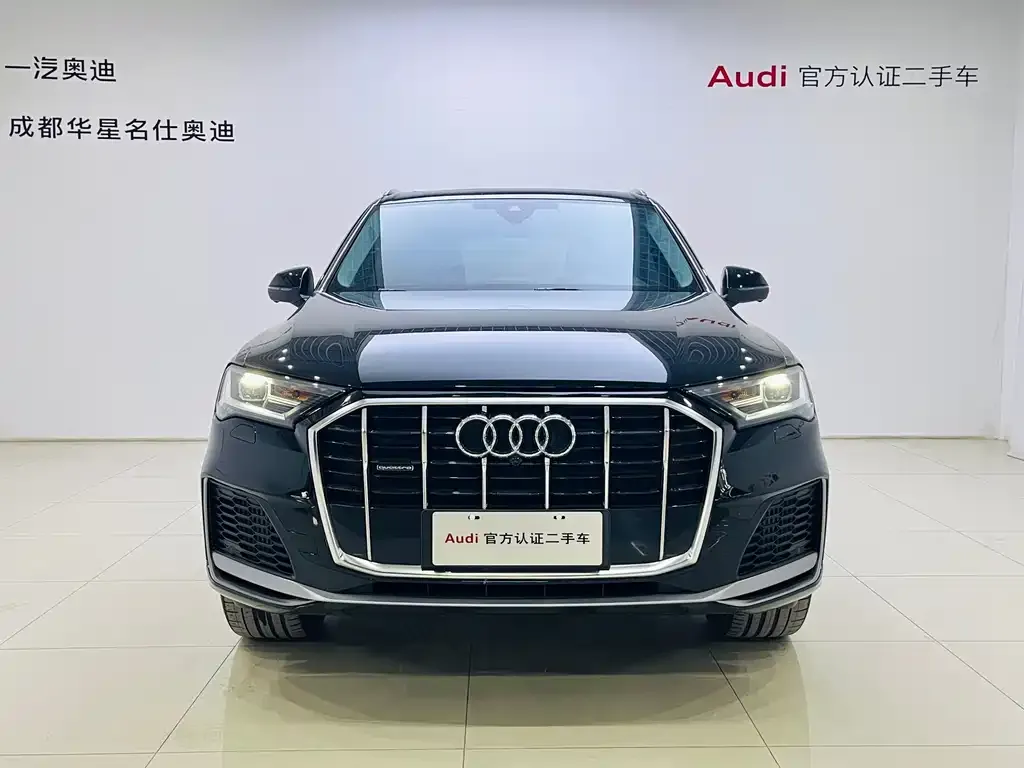 Audi Q7 — фото 6