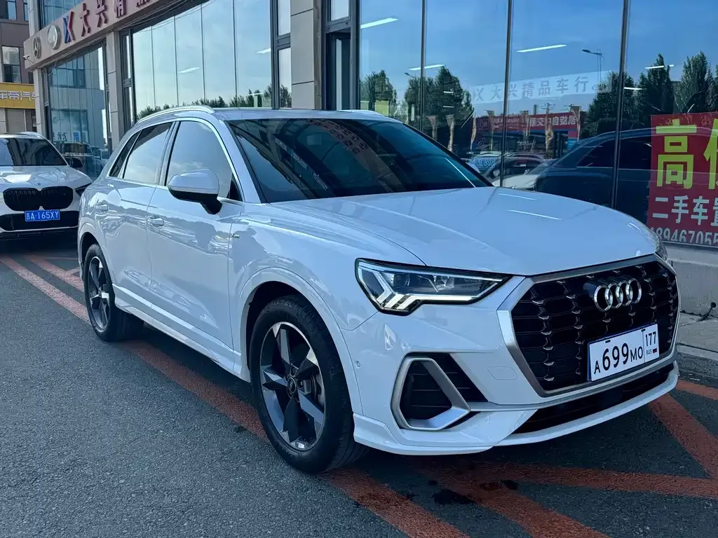 Audi Q3 — фото 4