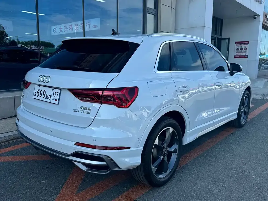 Audi Q3 — фото 3