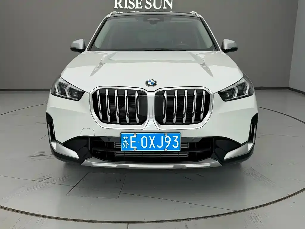 BMW X1 — фото 6