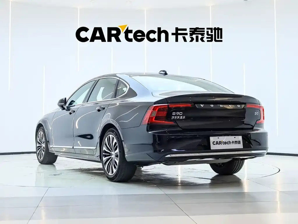 Volvo S90 — фото 3