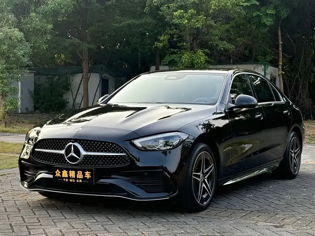 Mercedes-Benz C-Class — фото 1