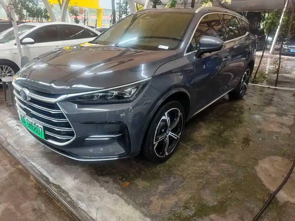 BYD Tang New Energy — фото 1