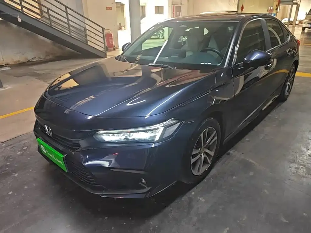 Honda Civic — фото 1