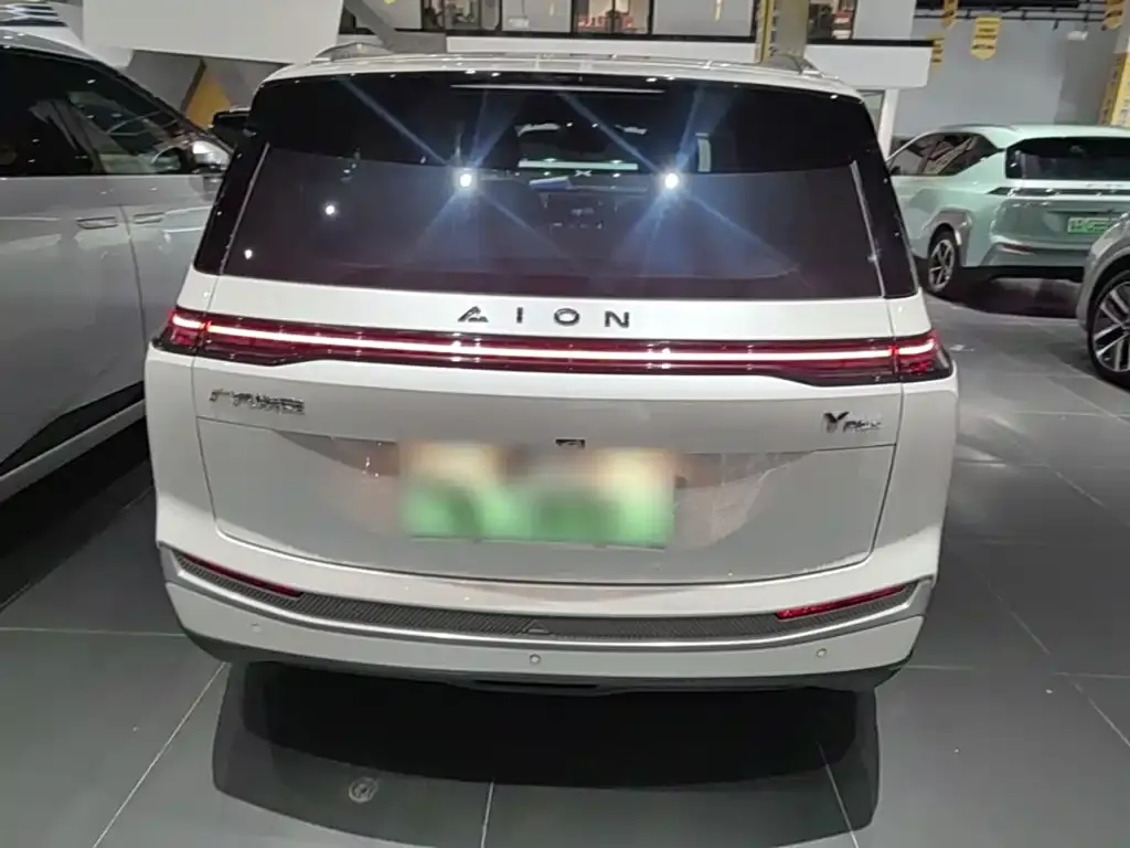 Aion Y — фото 6