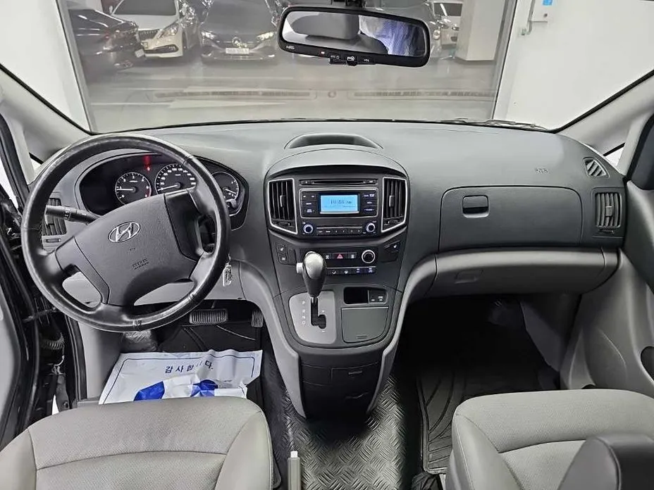 Hyundai Starex — фото 10