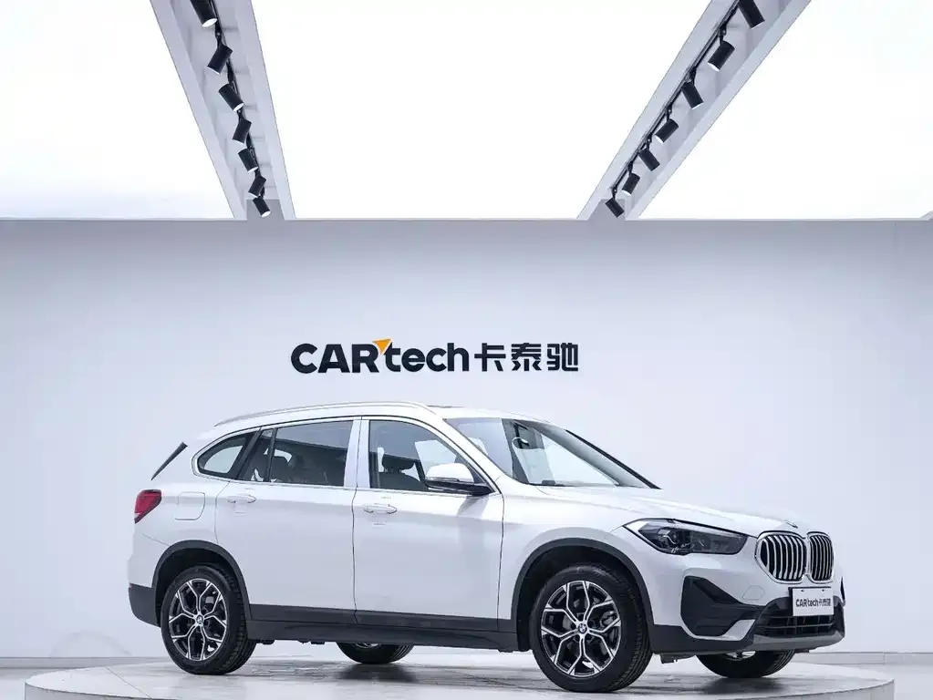 BMW X1 — фото 6