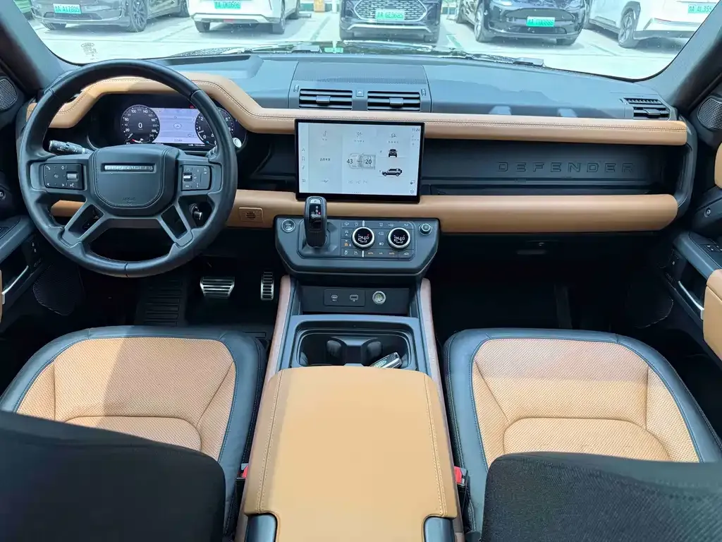 Land Rover Defender — фото 6