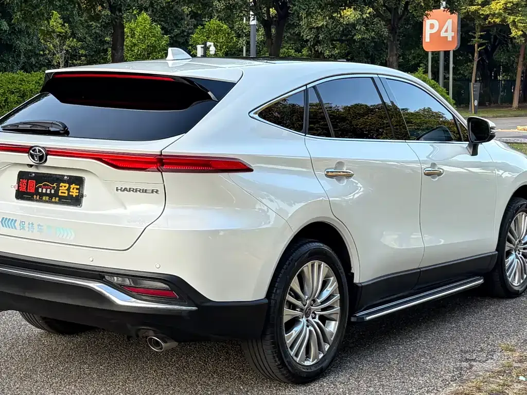 Toyota Harrier — фото 5