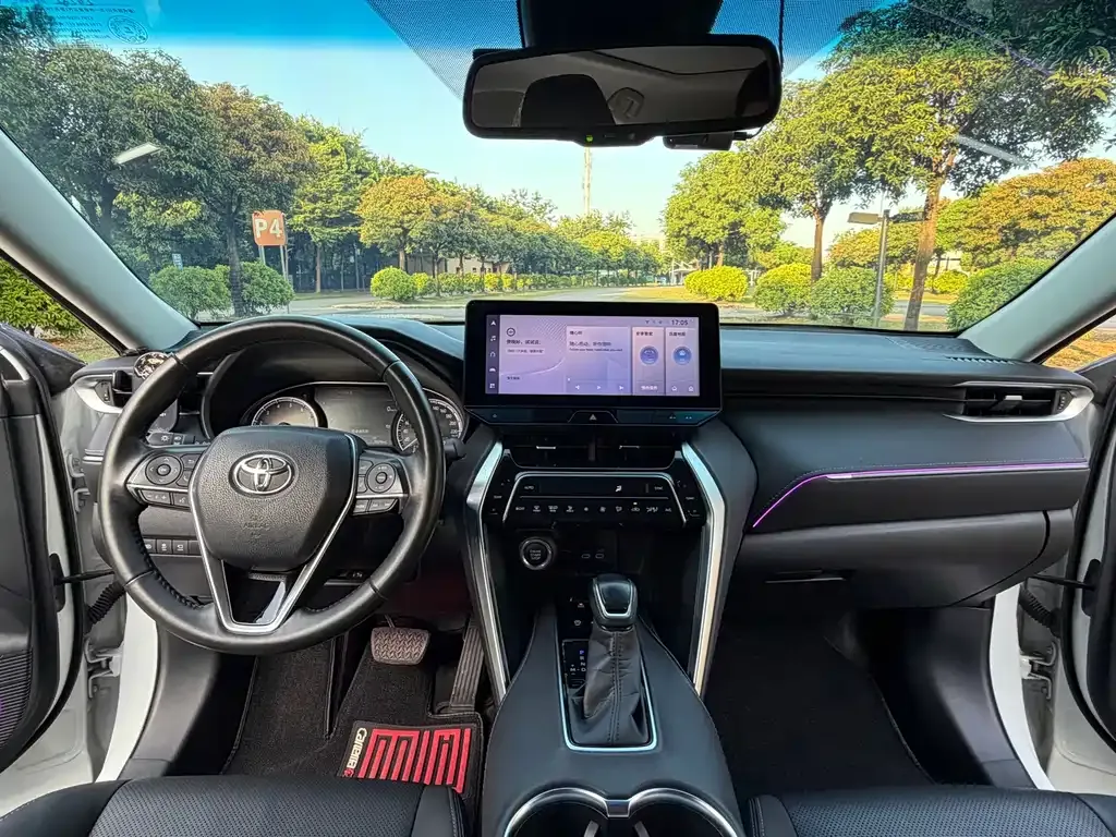 Toyota Harrier — фото 7
