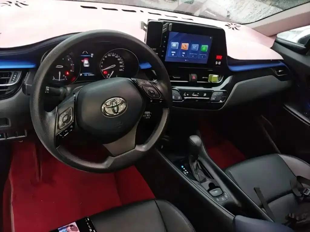 Toyota C-HR — фото 6