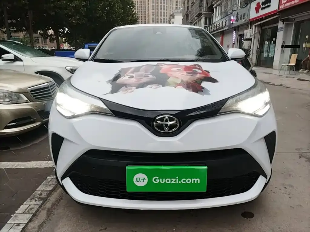 Toyota C-HR — фото 4