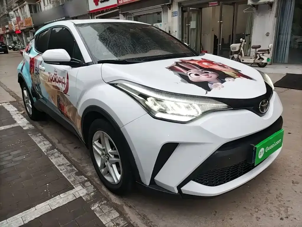 Toyota C-HR — фото 2