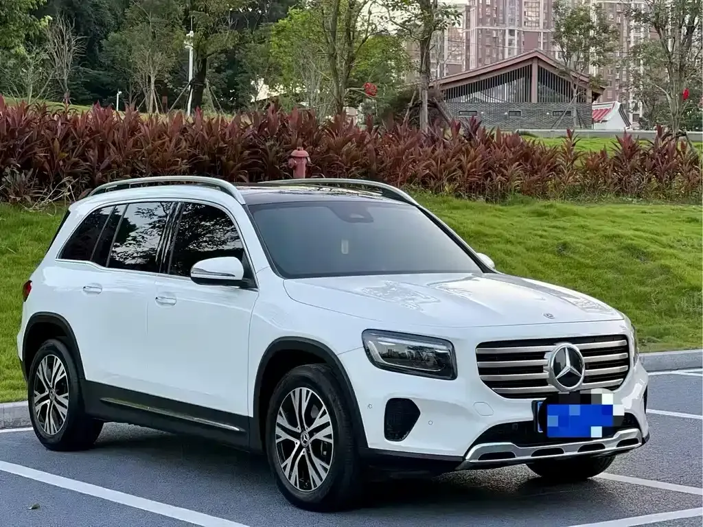 Mercedes-Benz GLB — фото 7