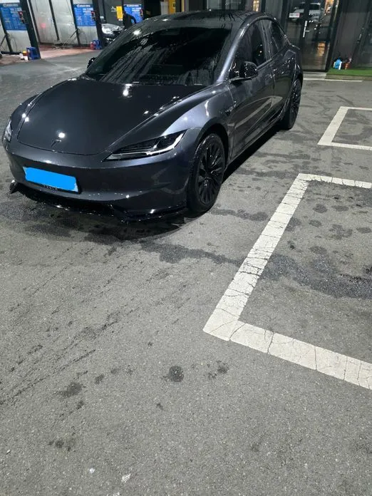 Tesla Model 3 — фото 7