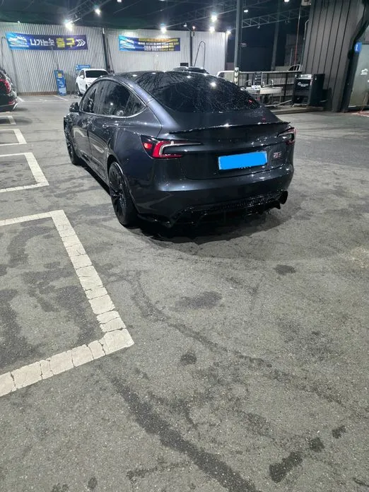 Tesla Model 3 — фото 6