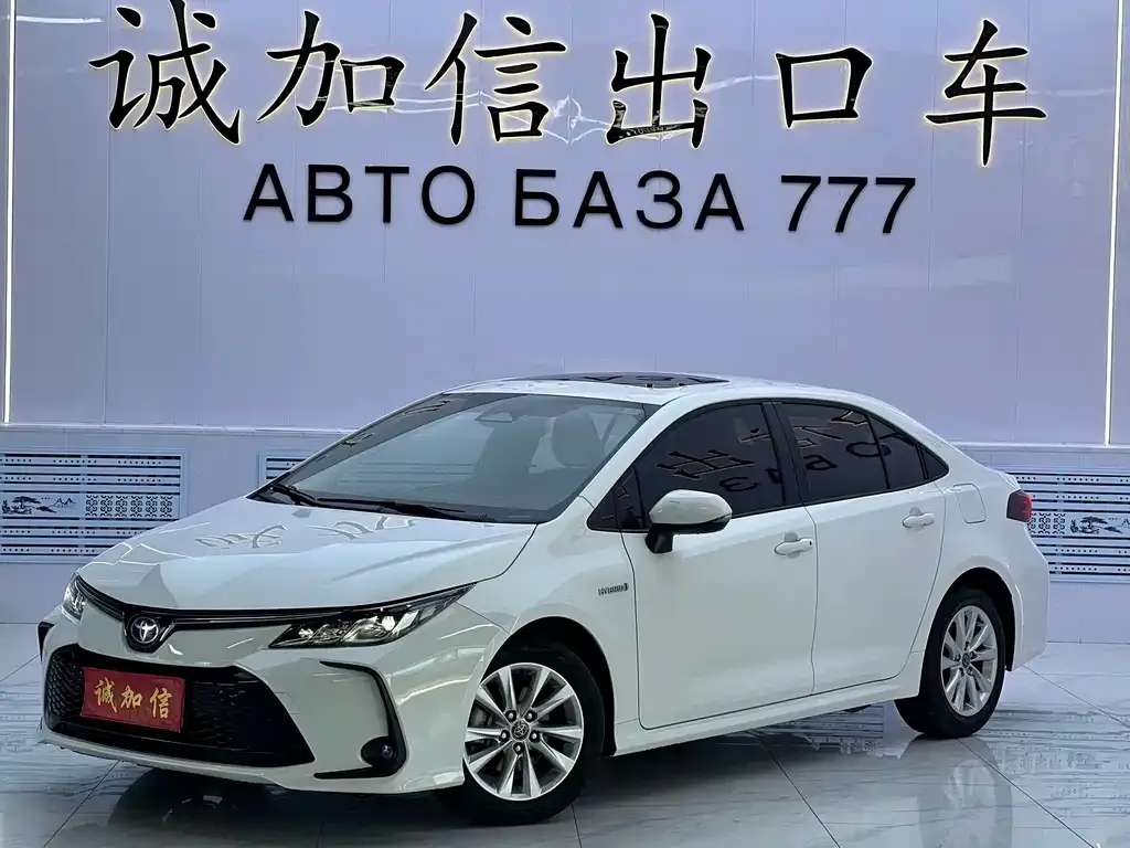 Toyota Corolla — фото 1