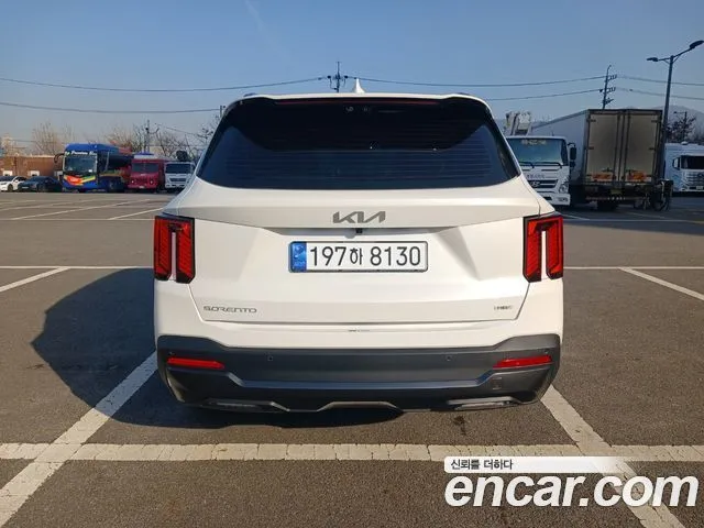 Kia Sorento — фото 8
