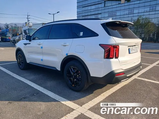 Kia Sorento — фото 6