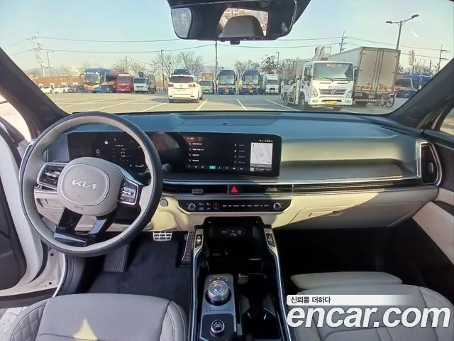 Kia Sorento — фото 5