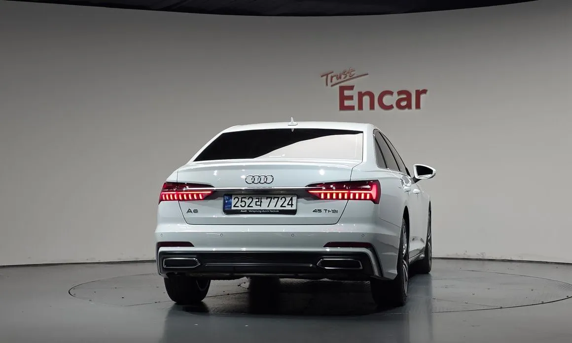 Audi A6 — фото 9
