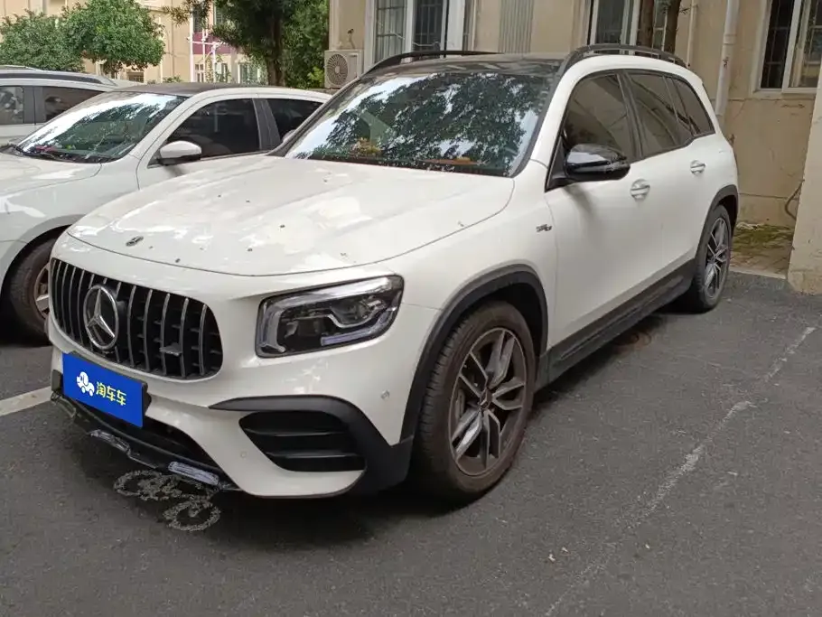 Mercedes-Benz GLB AMG — фото 1