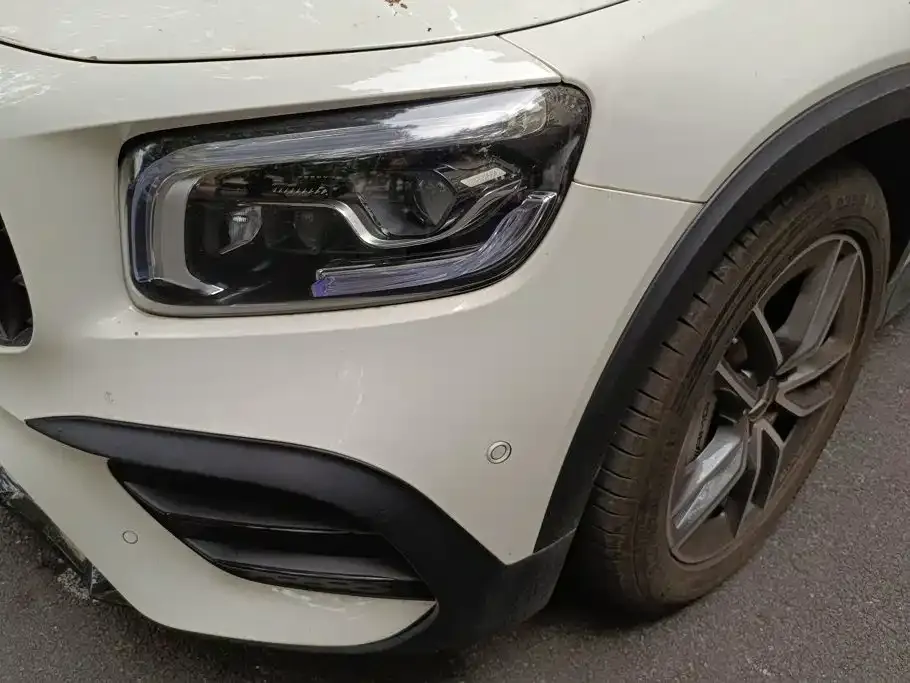 Mercedes-Benz GLB AMG — фото 6