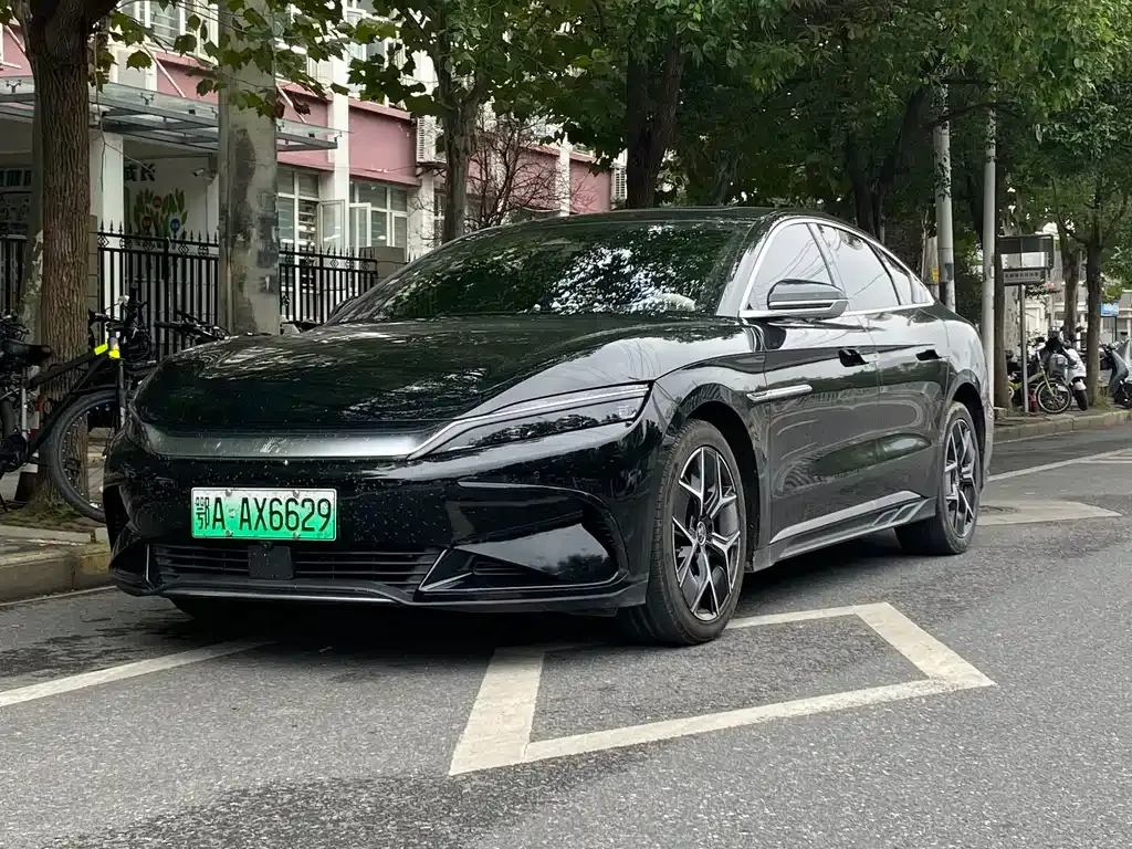 BYD Han — фото 1