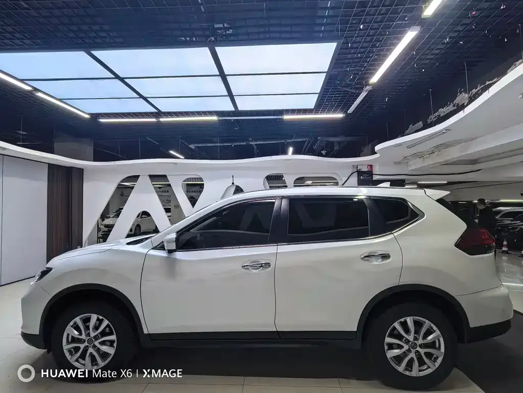 Nissan X-Trail — фото 2