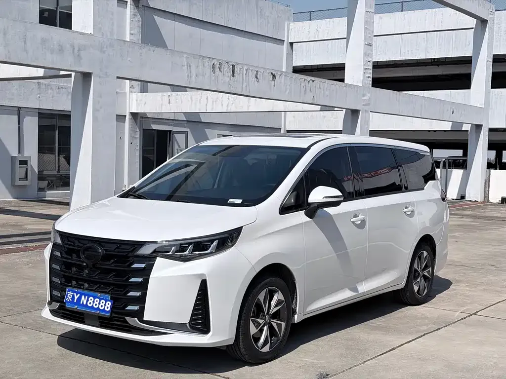 GAC Motor Trumpchi M6 — фото 1