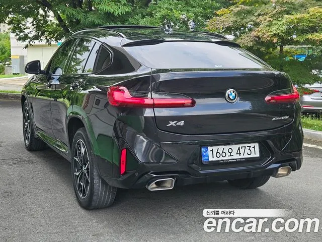 BMW X4 — фото 9