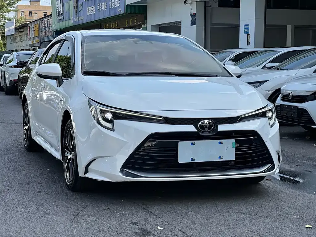 Toyota Levin — фото 1