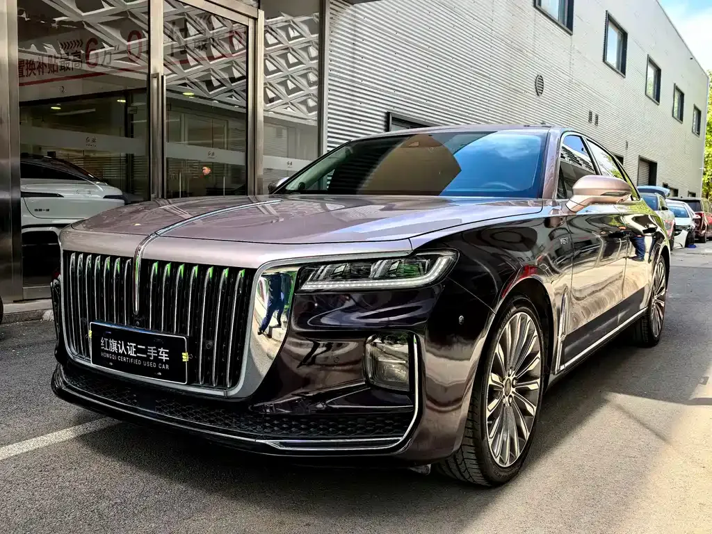 Hongqi H9 — фото 1