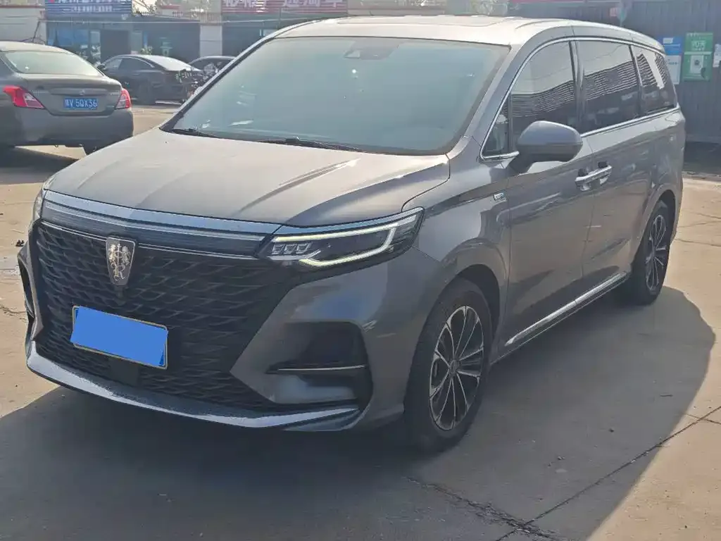 Roewe iMAX8 — фото 1