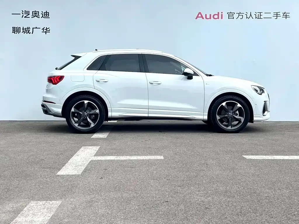 Audi Q3 — фото 5